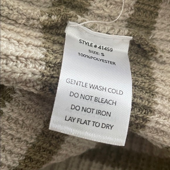 Grade & Gather Sweater - Picture 7 of 8